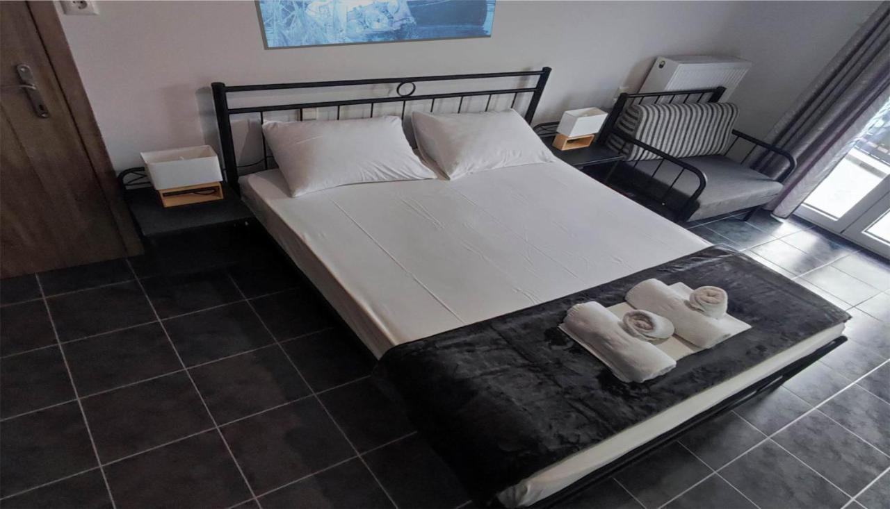 Dreams 1 Apartman Kardíca Kültér fotó